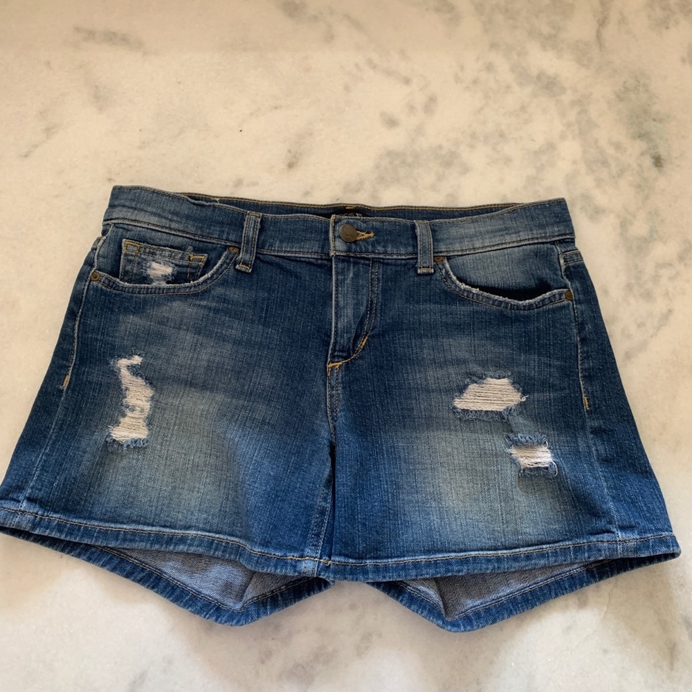 Joe’s low rise jean short.